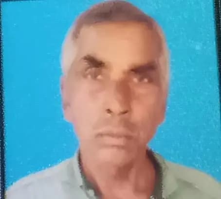 Chandauli News: साइकिल से सड़क पार करते समय पीकअप की चपेट में आया मजदूर, इलाज के दौरान मौत.