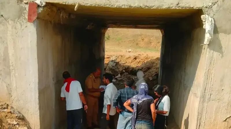 Sonbhadra News: रहस्यमयी मौत या हत्या? पुलिया के नीचे मिला युवक का शव, संघन जांच में जुटी पुलिस.