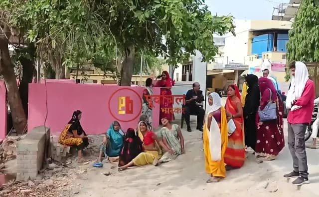Chandauli News: मामूली विवाद में एक छात्र ने दूसरे छात्र की चाकू मारकर की हत्या, आरोपी हिरासत में.