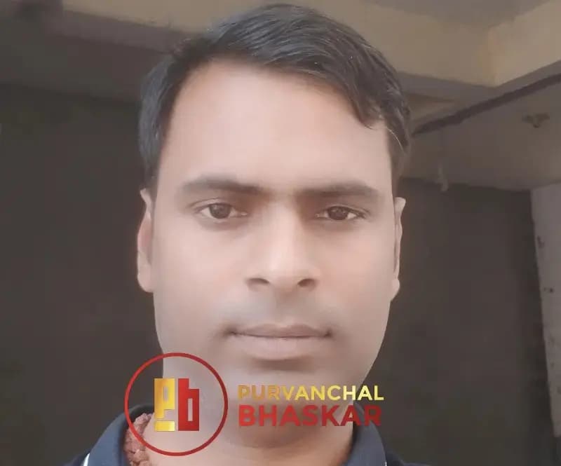 Chandauli News: बोलेरो की टक्कर के बाद ट्रक ने बाइक सवार क्षेत्र पंचायत सदस्य को कुचला, मौत.