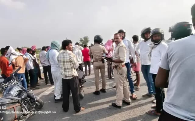 Chandauli News: रिंग रोड पर डिवाइडर से टकराई बाइक, बाईक सवार युवक की मौत, साथी गंभीर घायल.