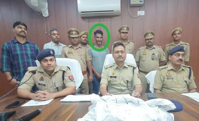 Chandauli News: आलू की बोरियों में छिपाकर बिहार भेजी जा रही थी 2.31 करोड़ की शराब,एसपी का खुलासा.
