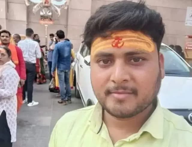 Chandauli News: सकलडीहा मोड़ के पास सड़क हादसे में युवक की मौत, पत्नी से मिलने जा रहा था गोल.
