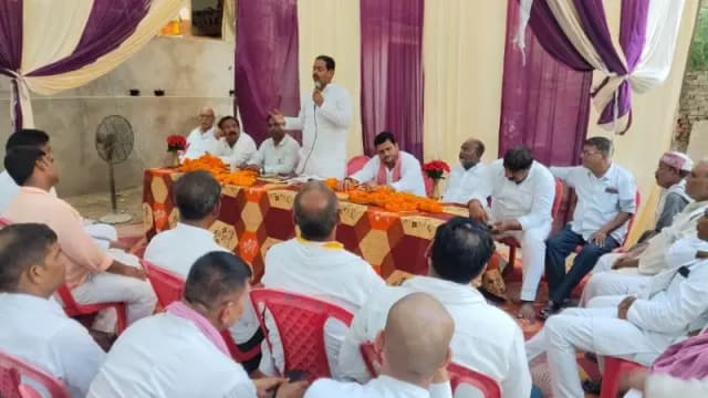 Chandauli News: पीडीए को मजबूत बनाने का एमएलसी ने किया आह्वान, सपा की जीत के लिए एकजुट होकर करें काम.