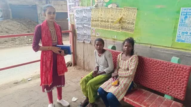 Sonbhadra News: मां की डांट से घर छोड़ निकलीं दो मासूम बहनें, जीआरपी की लापरवाही से रातभर स्टेशन पर रहीं असुरक्षित.