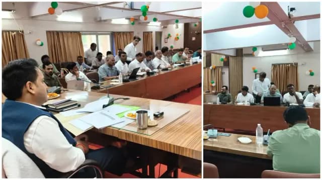 Sonbhadra News: परिषदीय विद्यालयों में डिजिटल उपस्थिति और CCTV व्यवस्था होगी अनिवार्य, डीएम ने दिए सख्त निर्देश.
