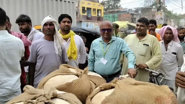 Chandauli News: रक्षाबंधन पर मिलावटखोरों पर शिकंजा, खाद्य सुरक्षा विभाग खोया-पनीर और मिठाइयों के लिए नमूने.