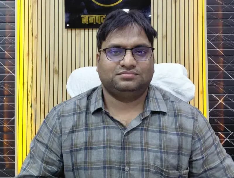 Chandauli News : भारी बारिश के चलते 2 सितंबर को कक्षा 1 से 8 तक के स्कूल बंद, आदेश जारी.