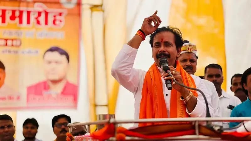 Chandauli News: विमुक्ति दिवस पर अनिल राजभर का सपा पर हमला, आरक्षण और विमुक्त जातियों को लेकर लगाए गंभीर आरोप.