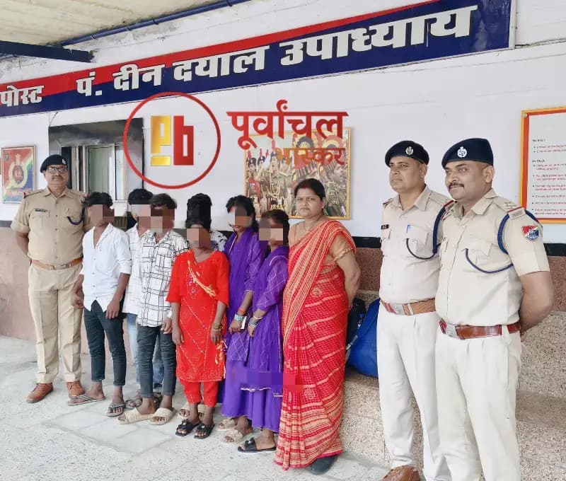 Chandauli News: गरबा एक्सप्रेस में मिले सात नाबालिग, अहमदाबाद पेपर फैक्ट्री में मजदूरी के लिए जा रहे थे.