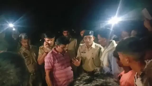 Chandauli News : अनियंत्रित ट्रैक्टर ने तीन किशोरों को कुचला, दो की मौत, एक गंभीर.