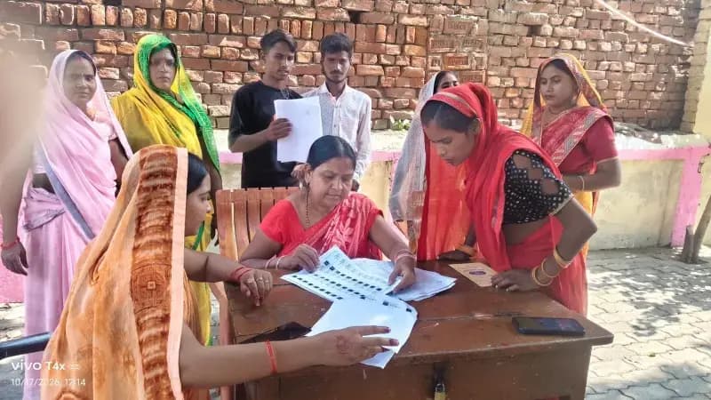 Chandauli News : सकलडीहा विधानसभा में मतदाता सूची पुनरीक्षण अभियान, 885 नए मतदाताओं ने भरा फार्म-6.