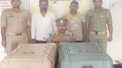 मुगलसराय पुलिस की गिरफ्त में पकड़े गए गांजा तस्कर बरामद गांजा