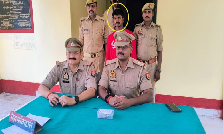 चकिया पुलिस की गिरफ्त में आरोपी