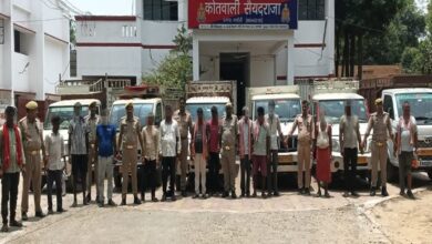 सैयदराजा पुलिस के गिरफ्त में पशु तस्कर और बरामद वाहन
