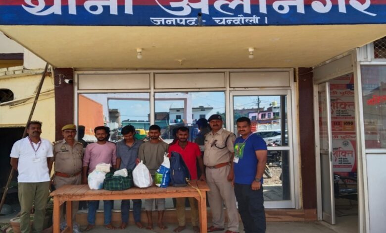 अलीनगर पुलिस और आरपीएफ की गिरफ्त में शराब तस्कर बरामद शराब