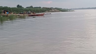 गंगा के बढ़ाव में डूबा तटवर्ती इलाका