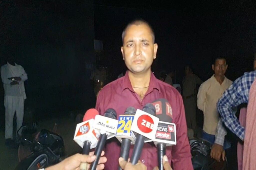 मृतक का का भाई दीपक यादव