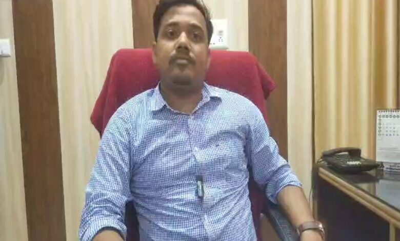 एसडीएम सकलडीहा कुंदन राज कपूर